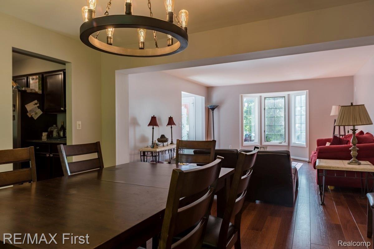 770 Grovecrest Rochester, MI 48307 - Photo 14 of 59 Grovecrest - 14.jpg