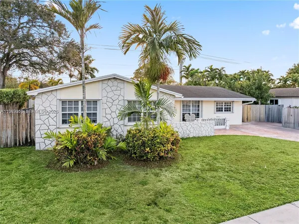 $859,000 | 10330 Southwest 103rd Court, Miami, FL 33176