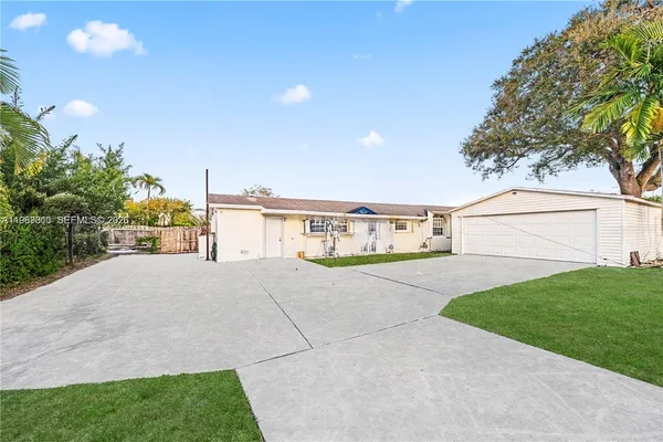 $859,000 | 10330 Southwest 103rd Court, Miami, FL 33176