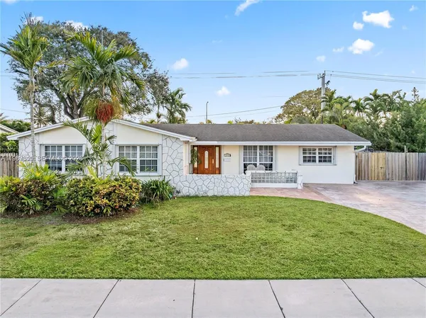 $859,000 | 10330 Southwest 103rd Court, Miami, FL 33176