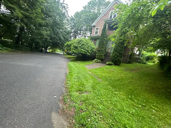 $340,000 | 578 Columbia Blvd Extension, Waterbury, CT 06704