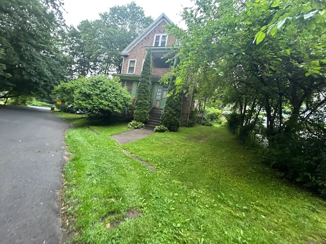 $340,000 | 578 Columbia Blvd Extension, Waterbury, CT 06704