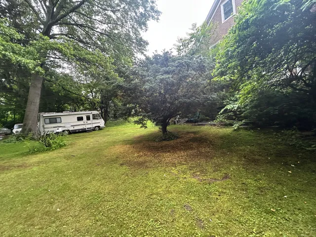 $340,000 | 578 Columbia Blvd Extension, Waterbury, CT 06704