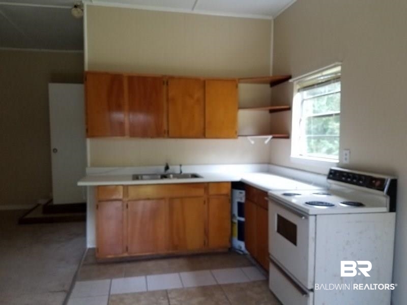 7275 Broadview Drive West Theodore, AL 36582 - Photo 3 of 14