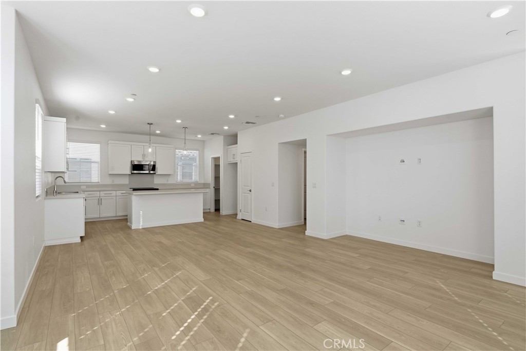 9324 Via Azul Pico Rivera, CA 90660 - Photo 11 of 22