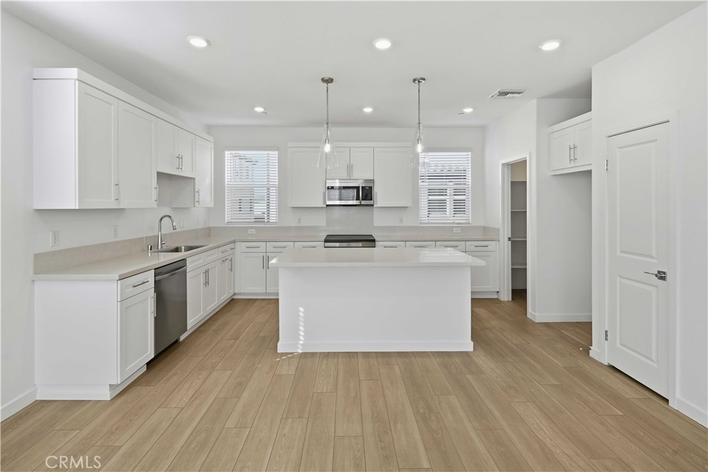 9324 Via Azul Pico Rivera, CA 90660 - Photo 13 of 22
