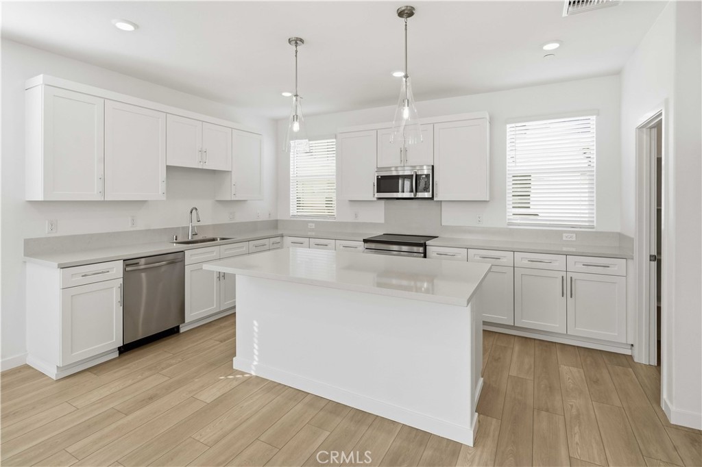 9324 Via Azul Pico Rivera, CA 90660 - Photo 14 of 22