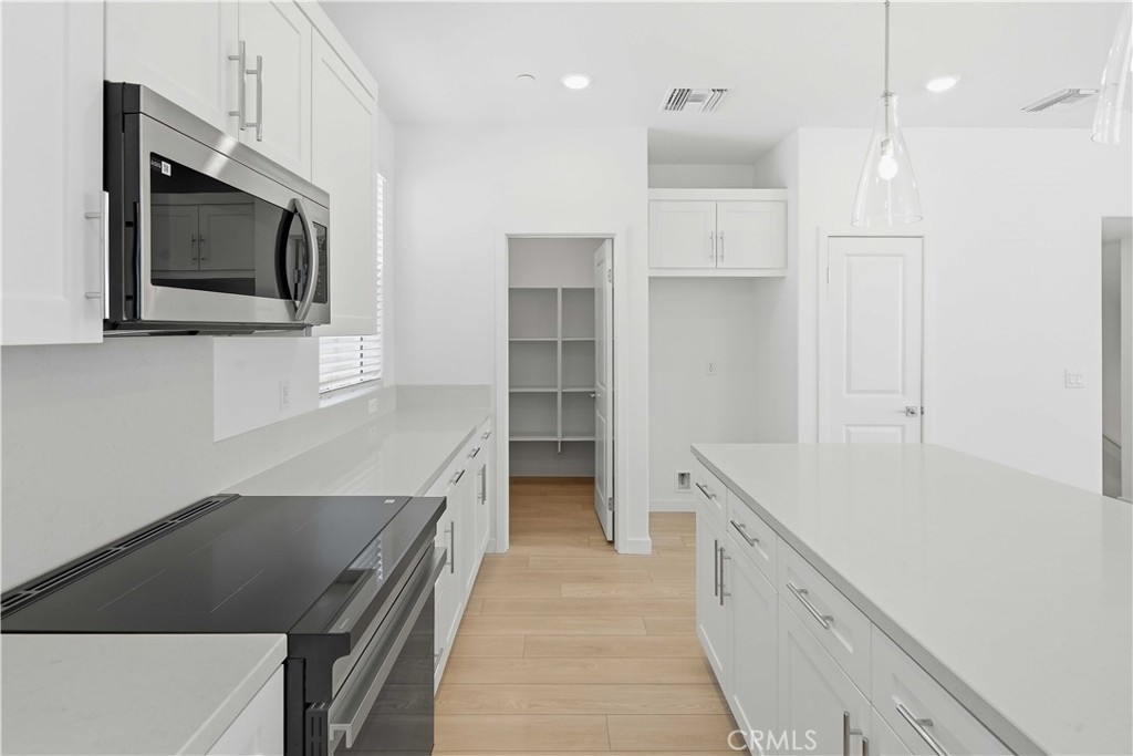 9324 Via Azul Pico Rivera, CA 90660 - Photo 16 of 22