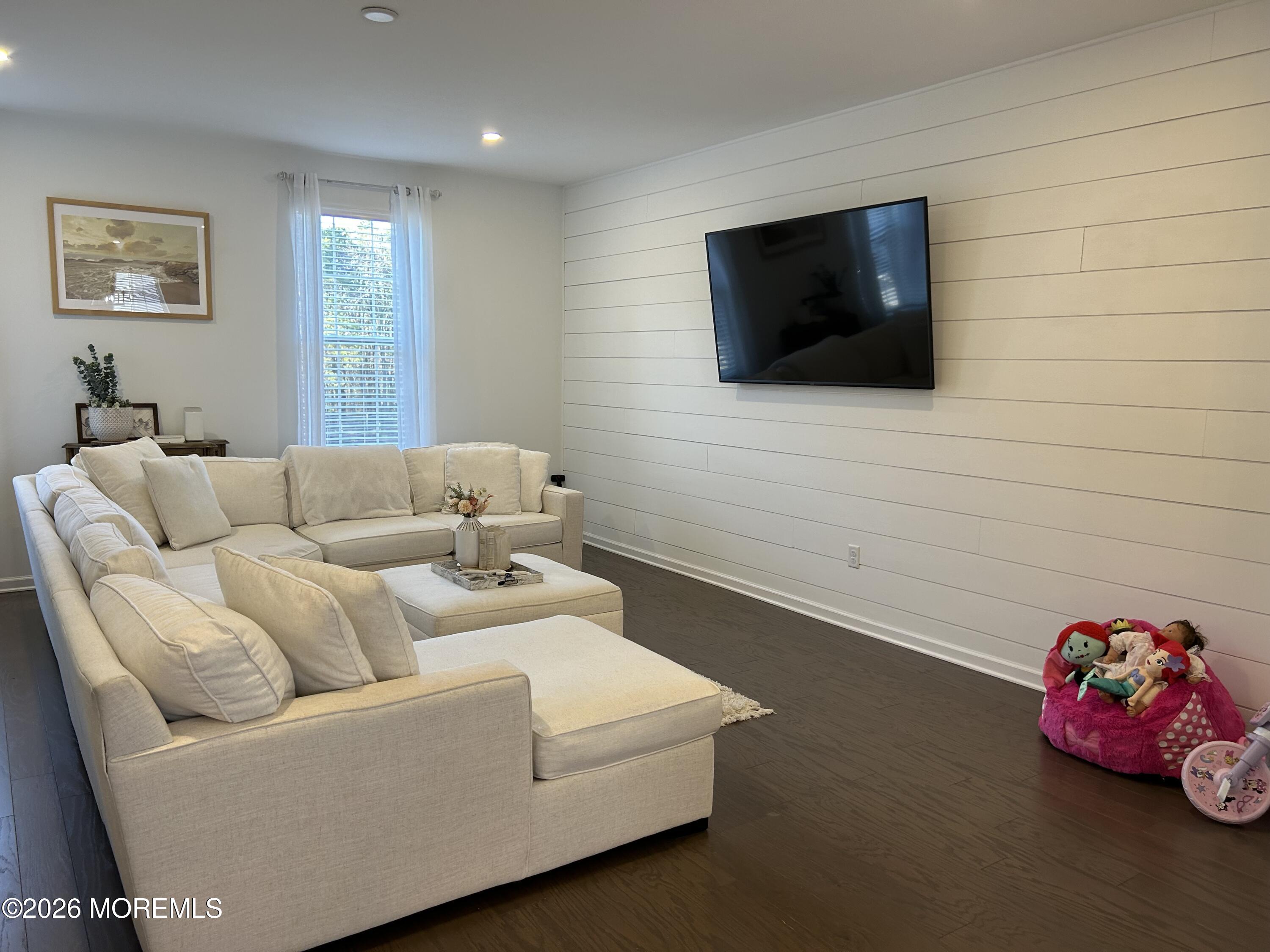 105 Revival Road, Unit 1305 Brick, NJ 08723 - Photo 19 of 36 LIVING ROOM 2ND FLOOR