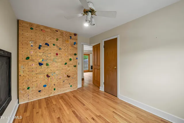 $349,900 | 127 Gamwell Avenue, Pittsfield, MA 01201