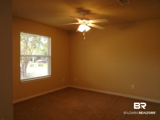 4 Martin Circle Foley, AL 36535 - Photo 27 of 37 Guest bedroom 4
