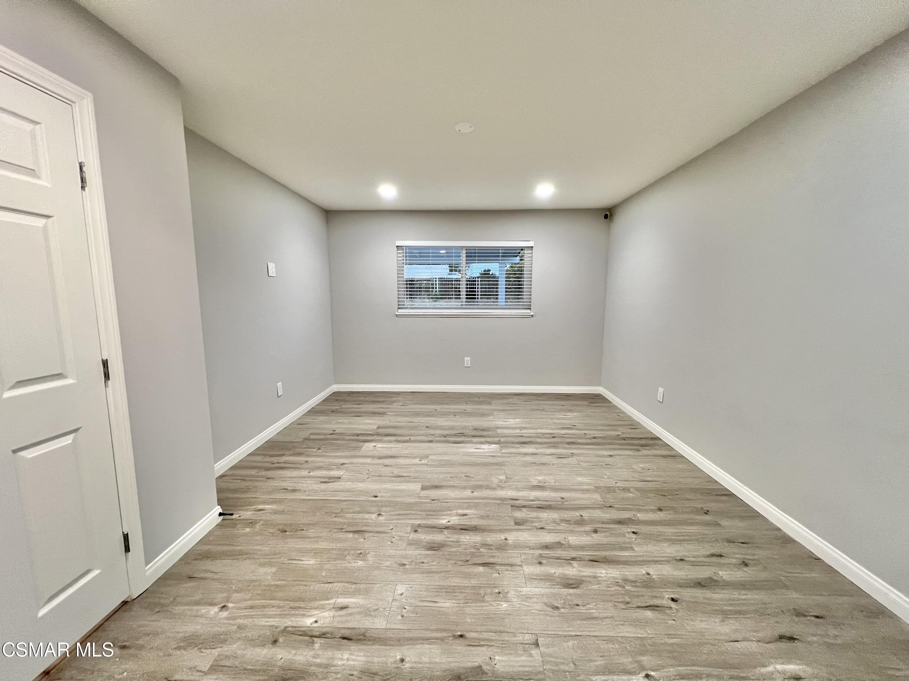 1663 Sutter Avenue Simi Valley, CA 93065 - Photo 7 of 17 IMG-1322