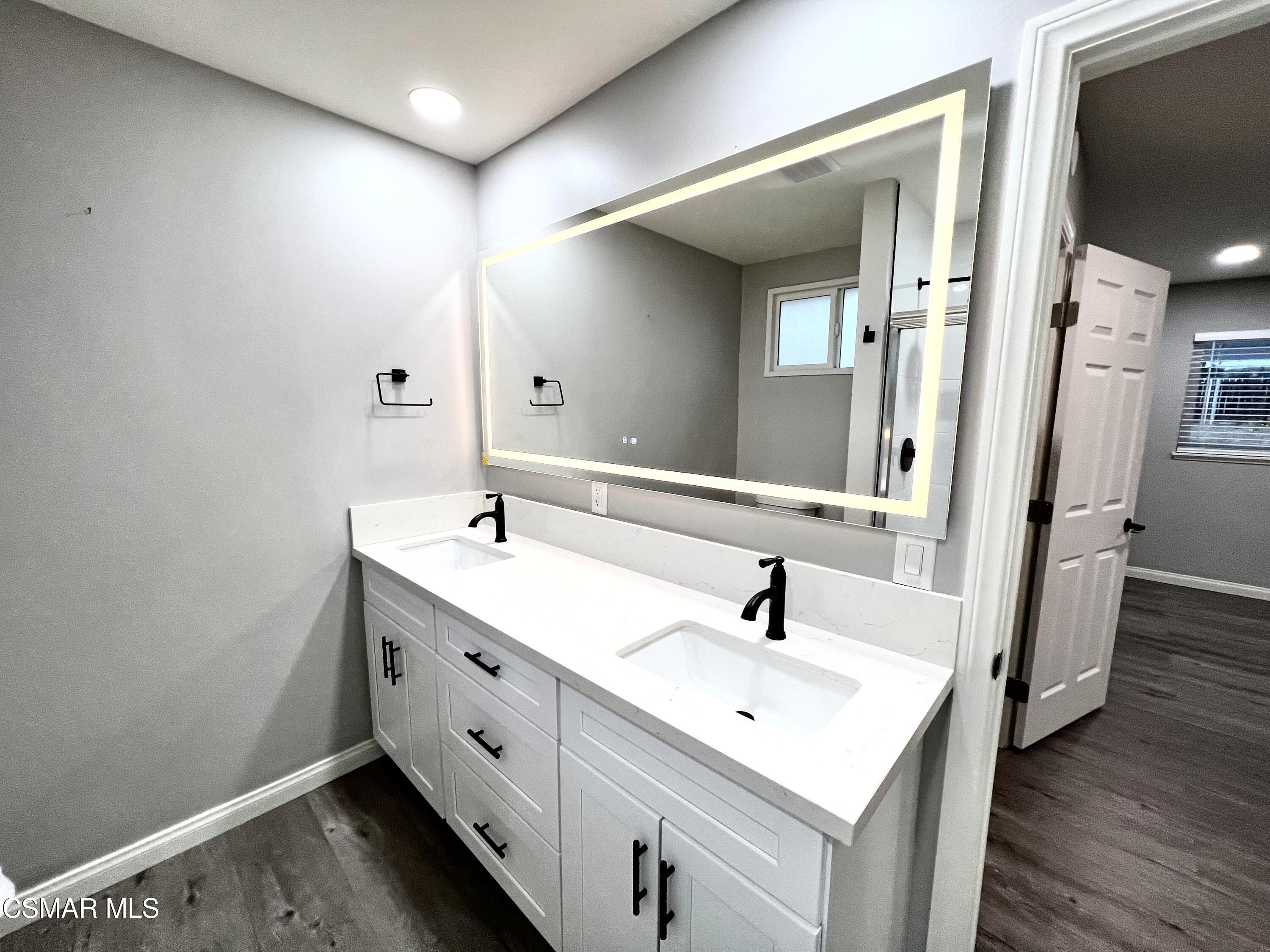 1663 Sutter Avenue Simi Valley, CA 93065 - Photo 9 of 17 IMG-1314