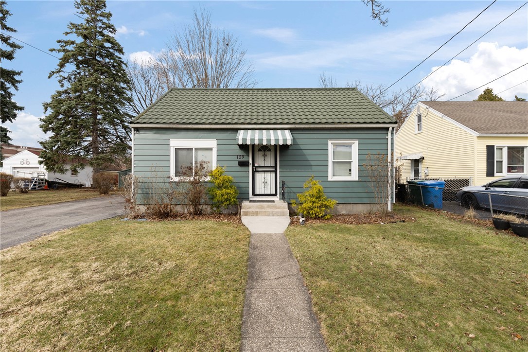 129 Northlane Drive Rochester, NY 14621 - Photo 1 of 1
