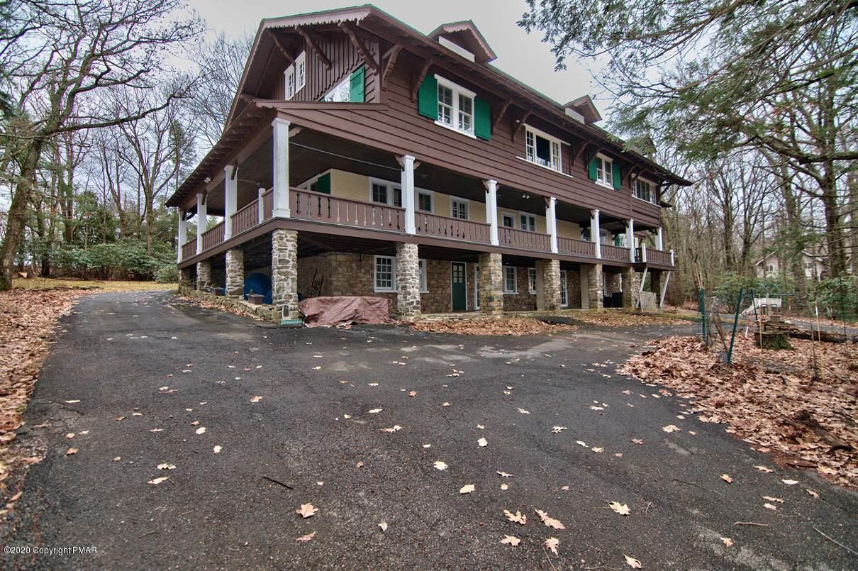 24 Summit Avenue Pocono Manor, PA 18349 - Photo 114 of 114 Front/Side View