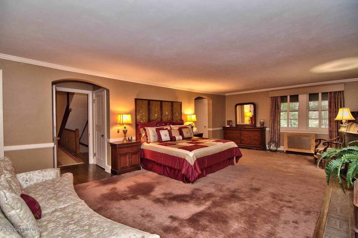 24 Summit Avenue Pocono Manor, PA 18349 - Photo 34 of 114 Master Bedroom