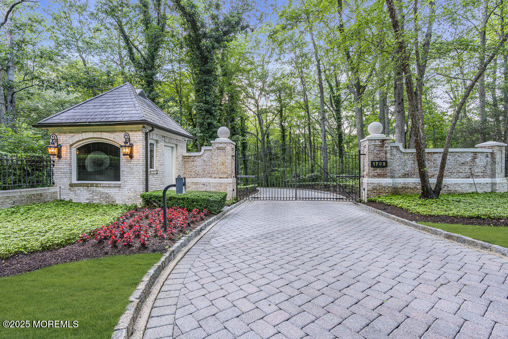 1762 Todd Road Toms River, NJ 08755 - Photo 3 of 69 Gate