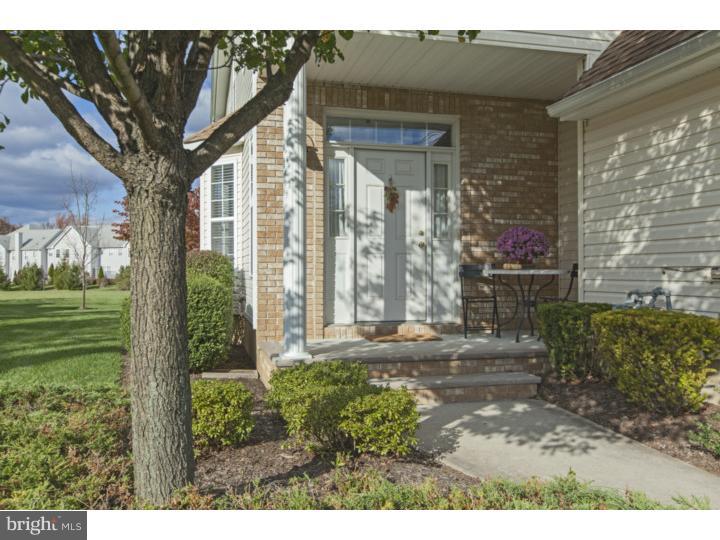 15 Tennyson Road East Windsor, NJ 08520 - Photo 2 of 25 Gallery Image 2