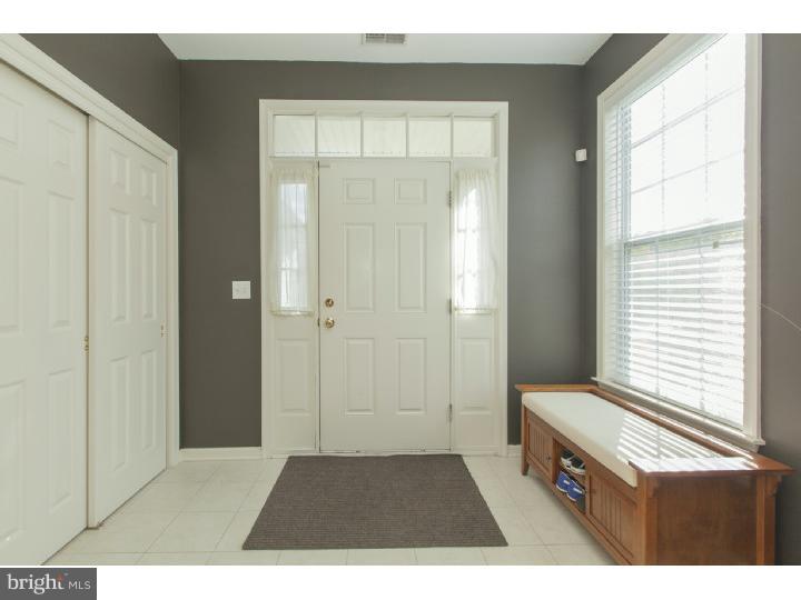 15 Tennyson Road East Windsor, NJ 08520 - Photo 3 of 25 Gallery Image 3