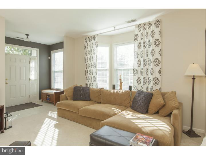 15 Tennyson Road East Windsor, NJ 08520 - Photo 5 of 25 Gallery Image 5