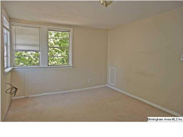 720 Center Place Southwest Birmingham, AL 35211 - Photo 21 of 32