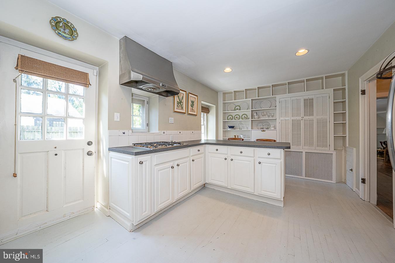 145 Old Lancaster Road Devon, PA 19333 - Photo 8 of 33
