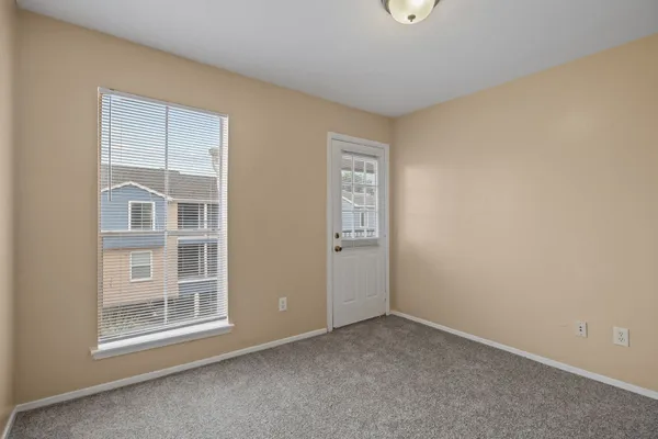 $1,350 | 18515 Egret Bay Boulevard, Unit 1208, Webster, TX 77058