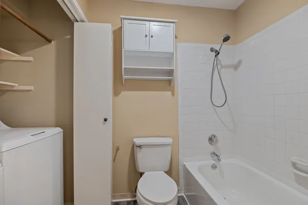 $1,350 | 18515 Egret Bay Boulevard, Unit 1208, Webster, TX 77058