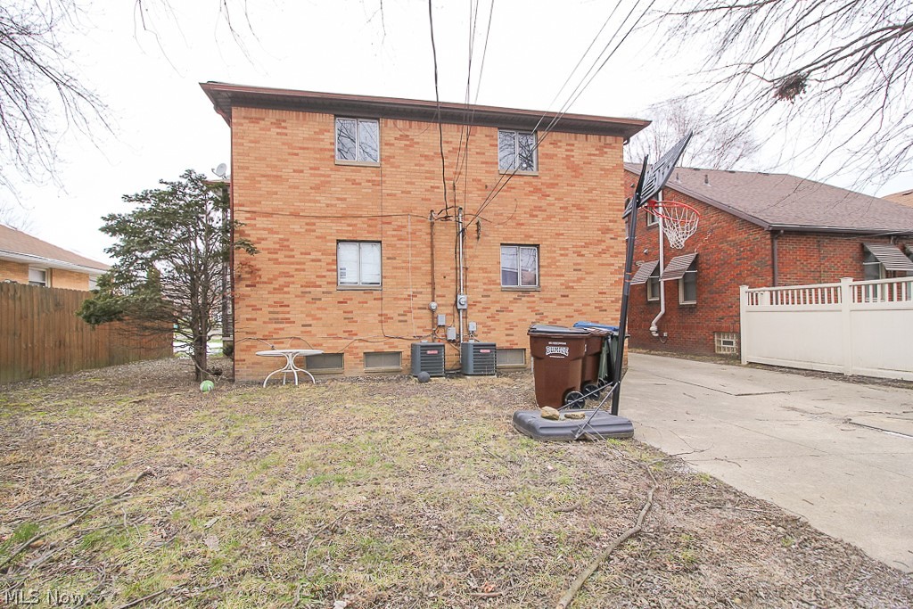 7903 Ackley Road Parma, OH 44129 - Photo 26 of 27