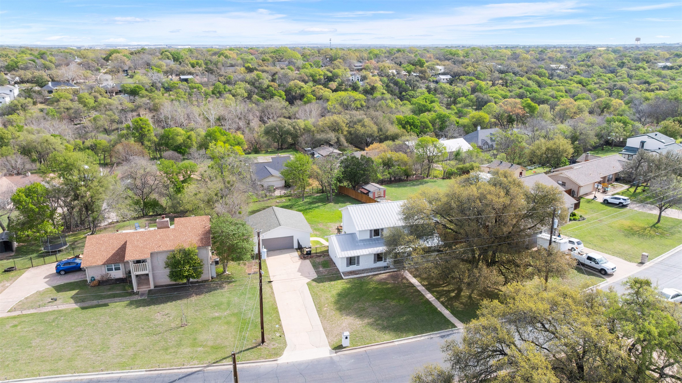 129 Ridgecrest Road Georgetown, TX 78628 - Photo 35 of 38