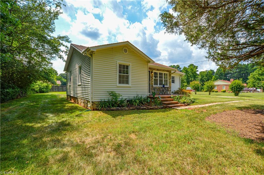 7709 Jackson School Road Browns Summit, NC 27214 - Photo 3 of 26 Gallery Image 3