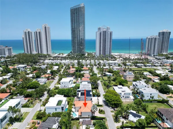 an aerial view of multiple house
