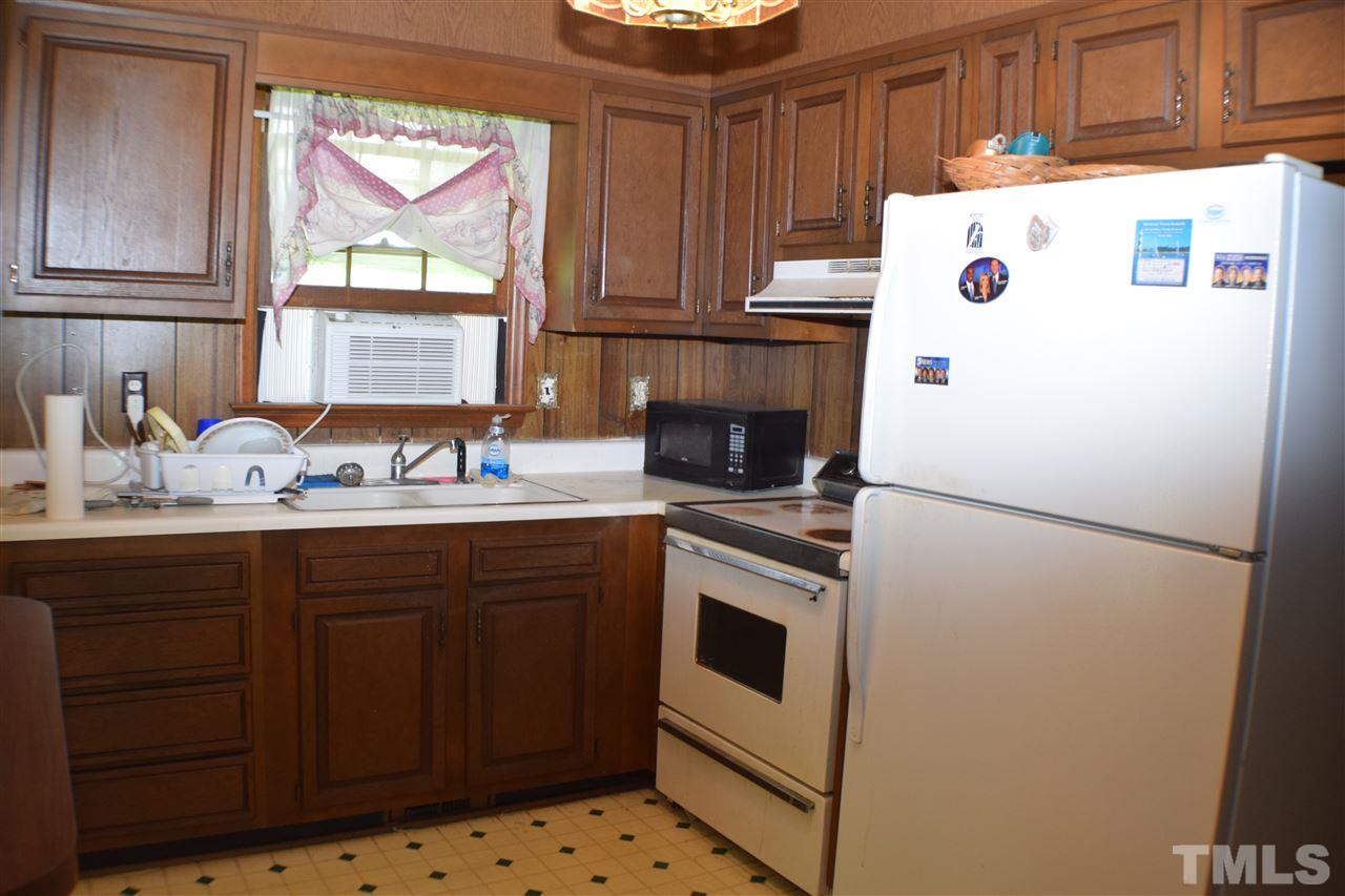 11200 Poole Road Wendell, NC 27591 - Photo 4 of 10 Gallery Image 4