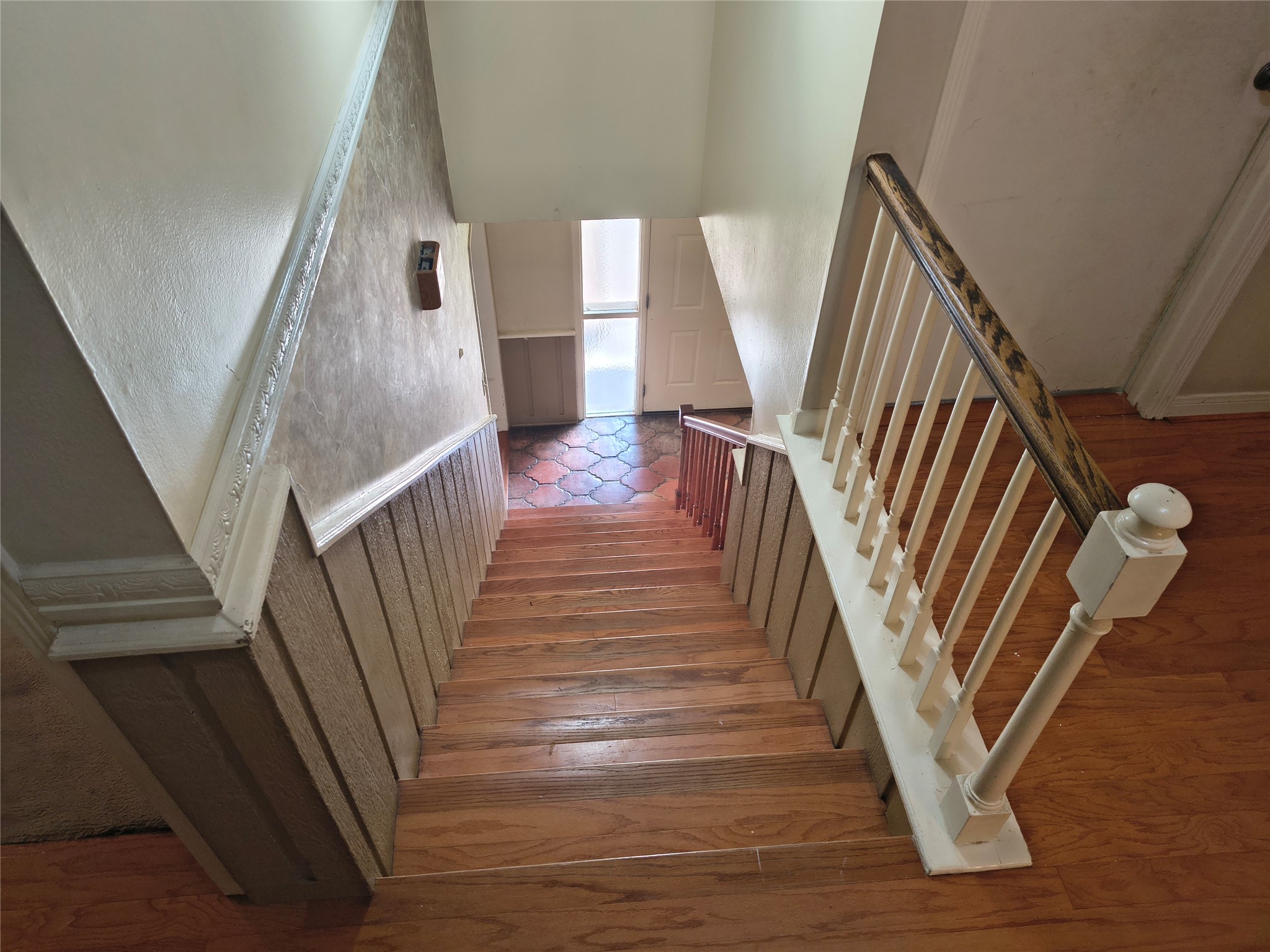 19323 Dianeshire Drive Spring, TX 77388 - Photo 7 of 9 Stairs
