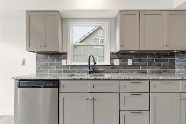 $350,000 | 9317 West 82nd Street, Overland Park, KS 66204