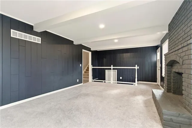 $350,000 | 9317 West 82nd Street, Overland Park, KS 66204