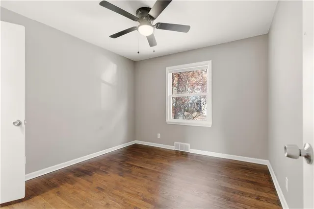 $350,000 | 9317 West 82nd Street, Overland Park, KS 66204