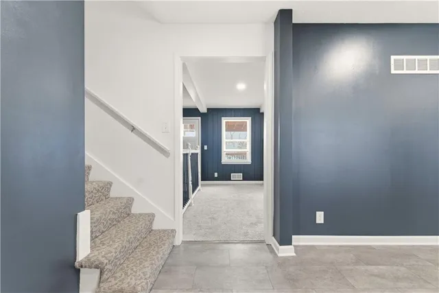 $350,000 | 9317 West 82nd Street, Overland Park, KS 66204