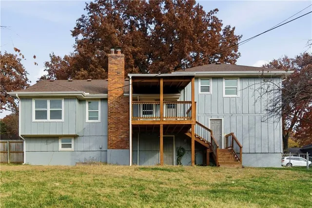 $350,000 | 9317 West 82nd Street, Overland Park, KS 66204