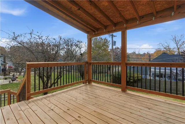 $350,000 | 9317 West 82nd Street, Overland Park, KS 66204