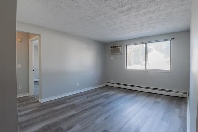 $1,750 | 535 Calef Road, Unit 17, Manchester, NH 03103