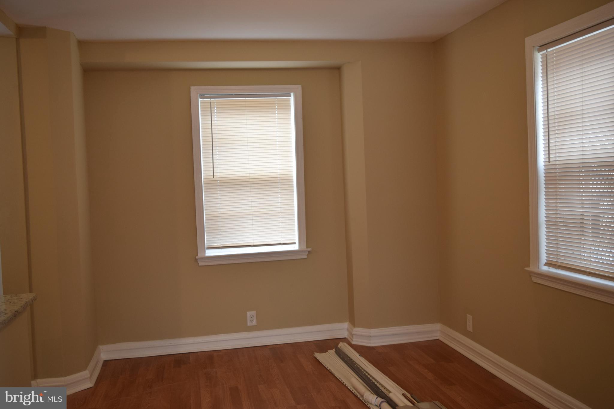 132 North Monastery Avenue Baltimore, MD 21229 - Photo 12 of 45