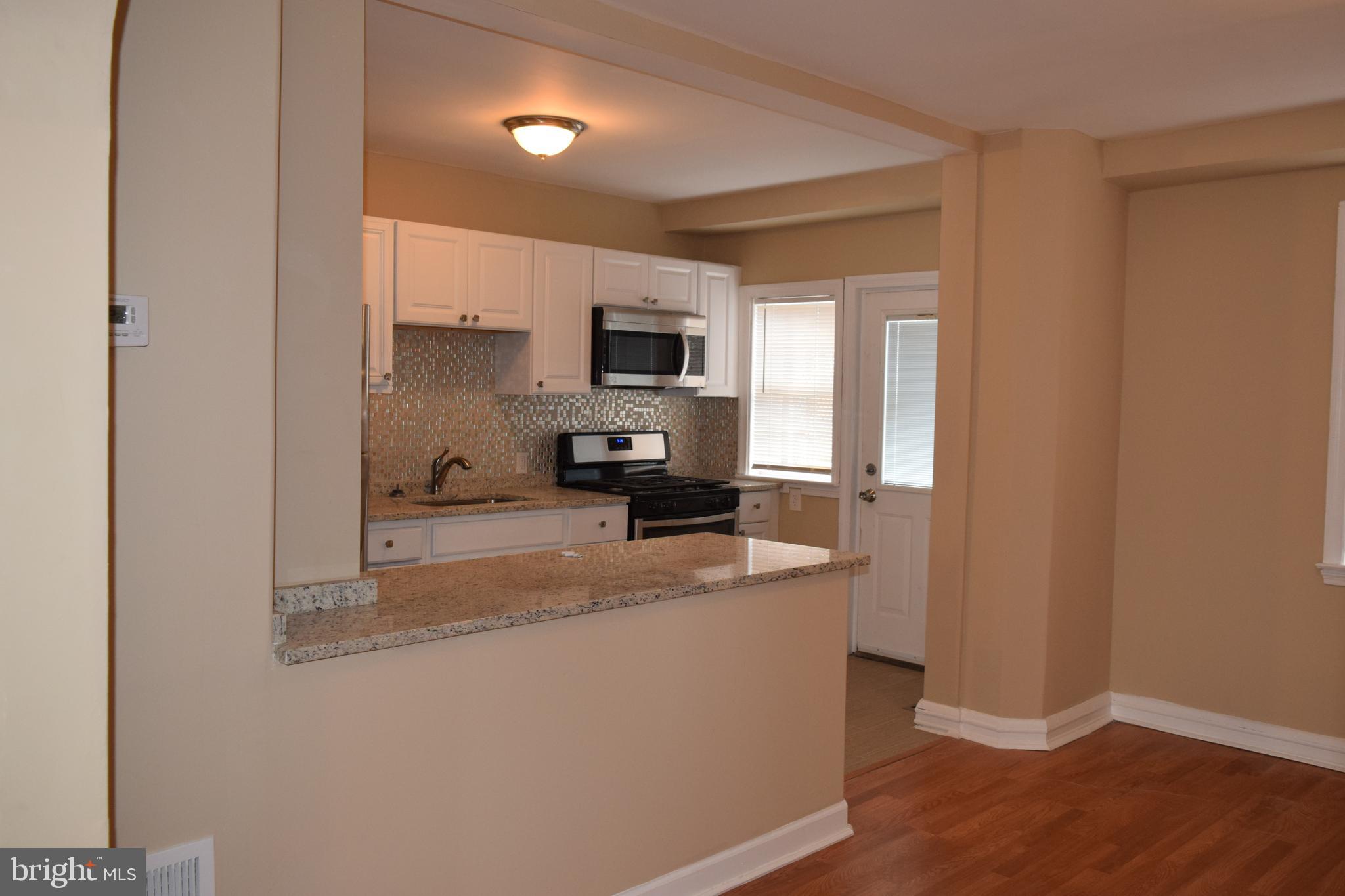 132 North Monastery Avenue Baltimore, MD 21229 - Photo 13 of 45