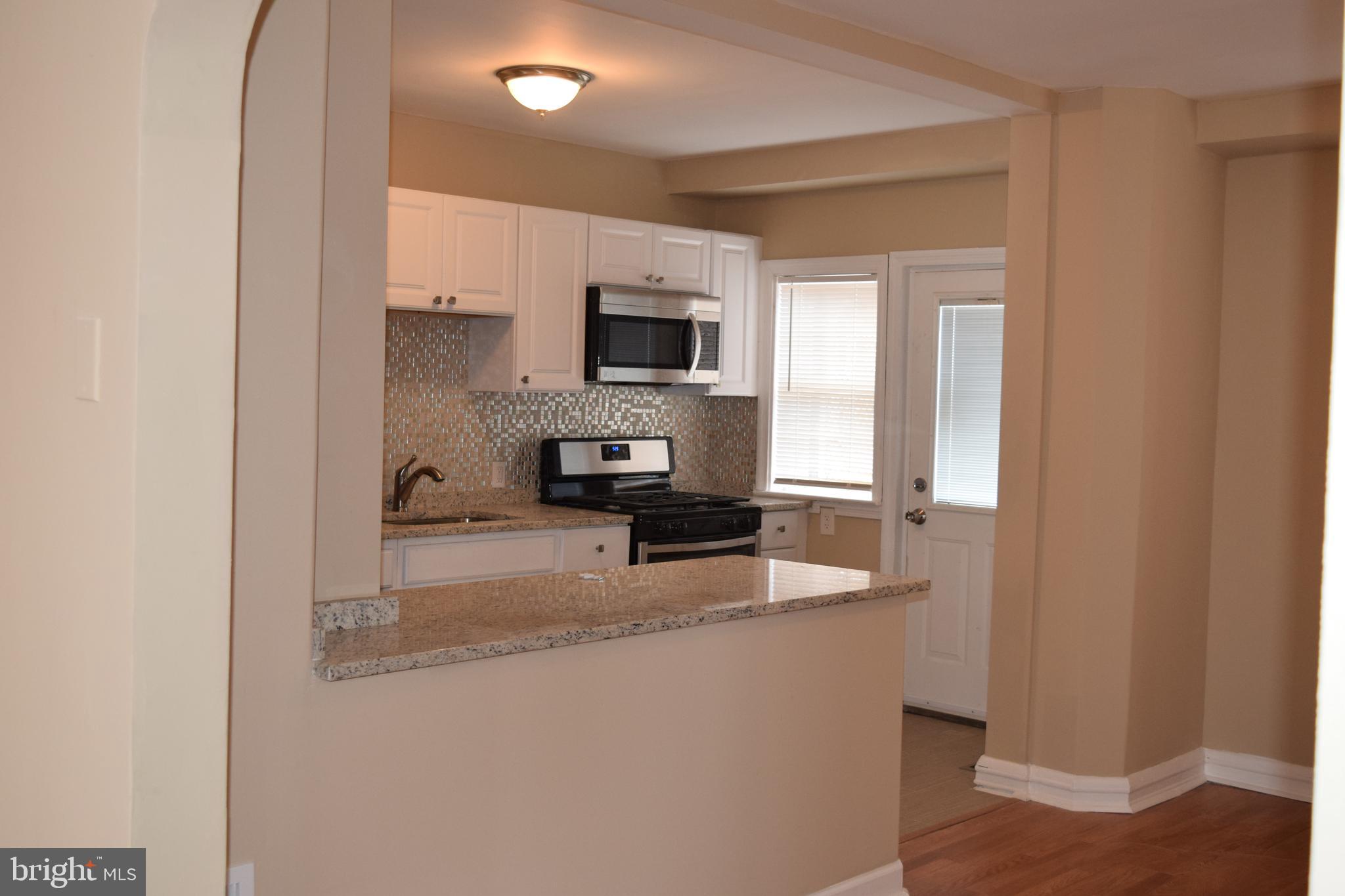 132 North Monastery Avenue Baltimore, MD 21229 - Photo 17 of 45