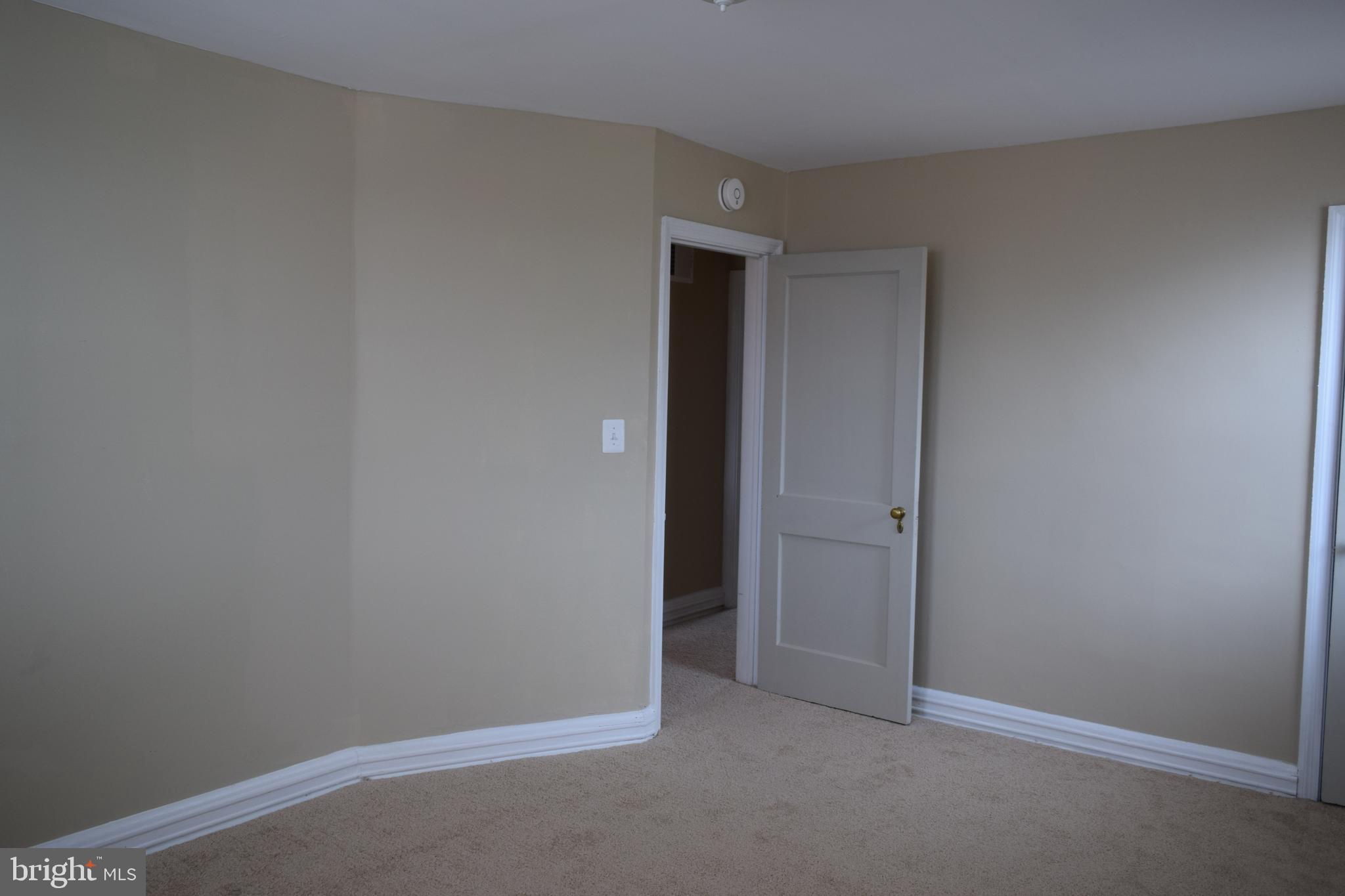 132 North Monastery Avenue Baltimore, MD 21229 - Photo 27 of 45