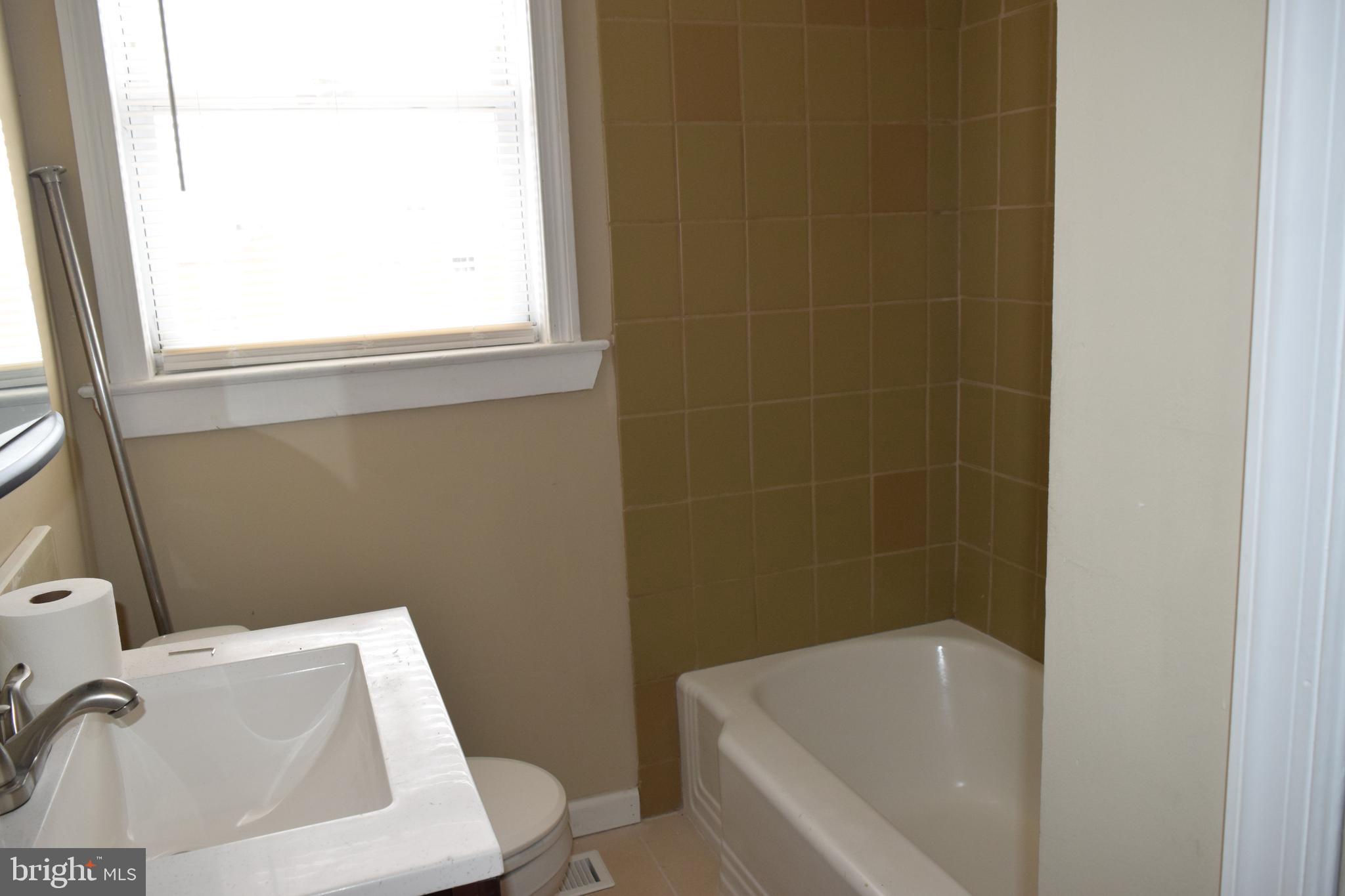 132 North Monastery Avenue Baltimore, MD 21229 - Photo 32 of 45