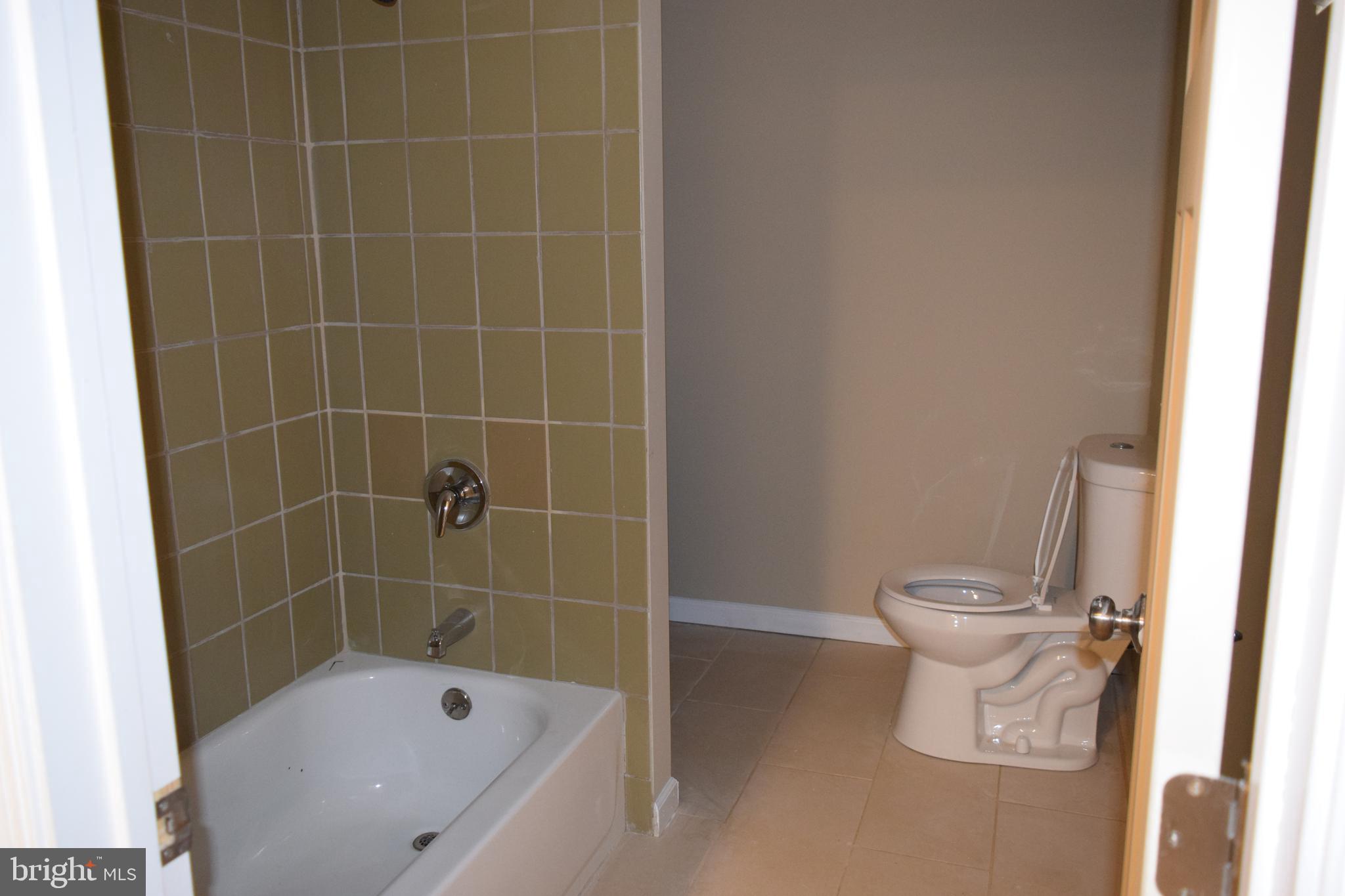 132 North Monastery Avenue Baltimore, MD 21229 - Photo 37 of 45