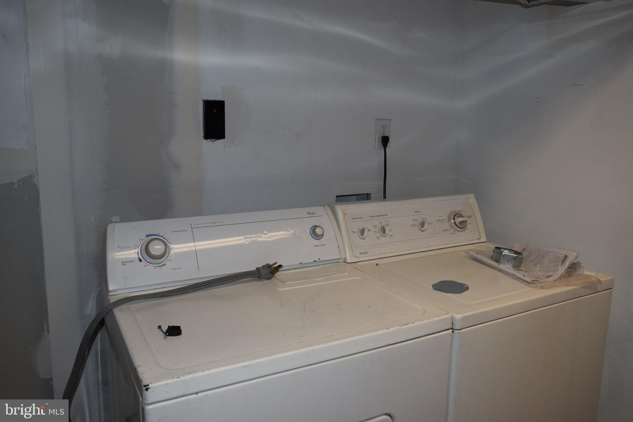 132 North Monastery Avenue Baltimore, MD 21229 - Photo 40 of 45