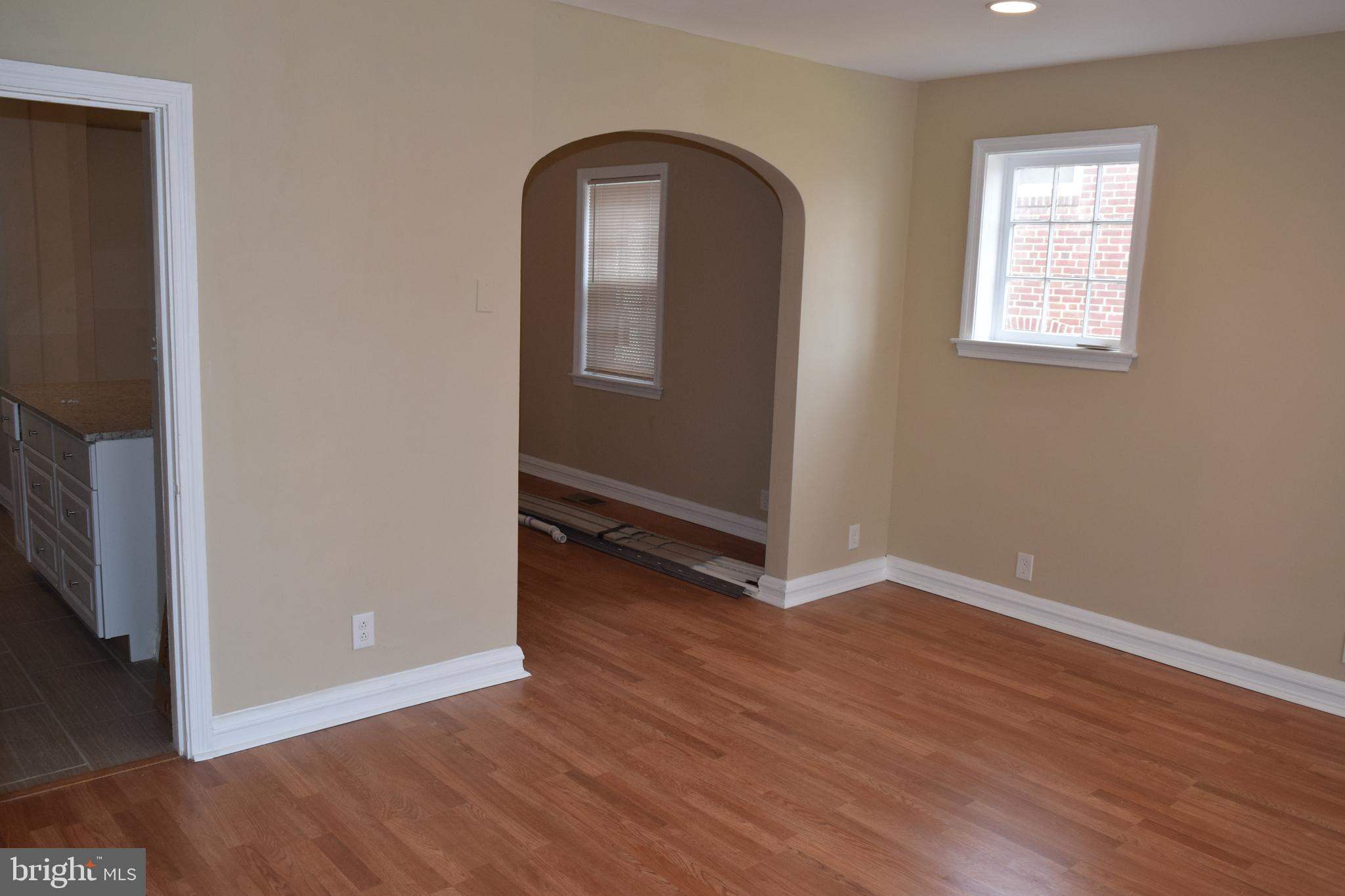 132 North Monastery Avenue Baltimore, MD 21229 - Photo 7 of 45
