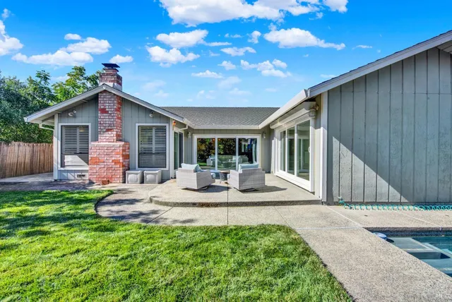 $1,345,000 | 15 Lemon Court, Napa, CA 94558